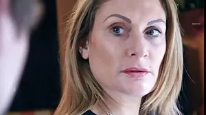 Τι σου αρέσει λοιπόν σε αυτήν και τι θα της έκανες